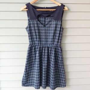 Hot Topic houndstooth dress